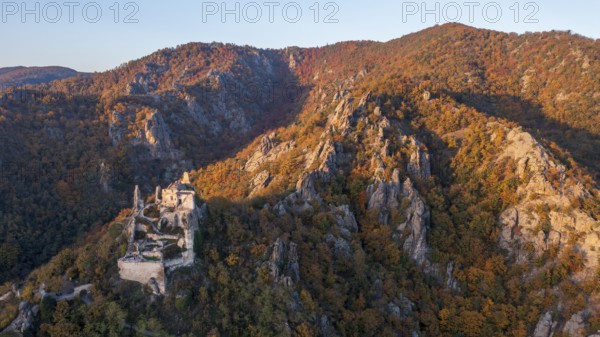 Dürnstein ruins at sunset, Dürnstein, Wachau, Lower Austria, Austria, Europe