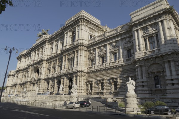 Palazzo di Giustizia, Palace of Justice, Prati district on the banks of the Tiber, Rome, Italy,