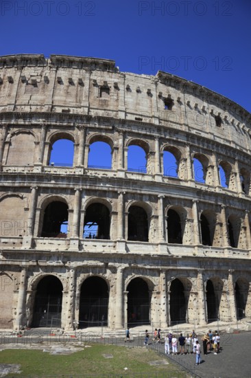 The Colosseum, Amphitheatrum Novum or Amphitheatrum Flavium, Colosseo, Anfiteatro Flavio,