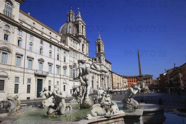 Fontana del Moro, Moor Fountain, Church of Sant'Agnese in Agone, Piazza Navona, Parione