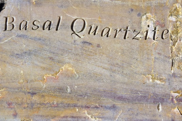 Basal quartzite rock fragment, part of the Knockan Puzzle at the Knockan Crag National Nature