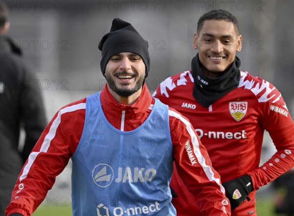 Deniz Undav VfB Stuttgart (26) (left) Enzo Millot VfB Stuttgart (08) (right) Warm-up training