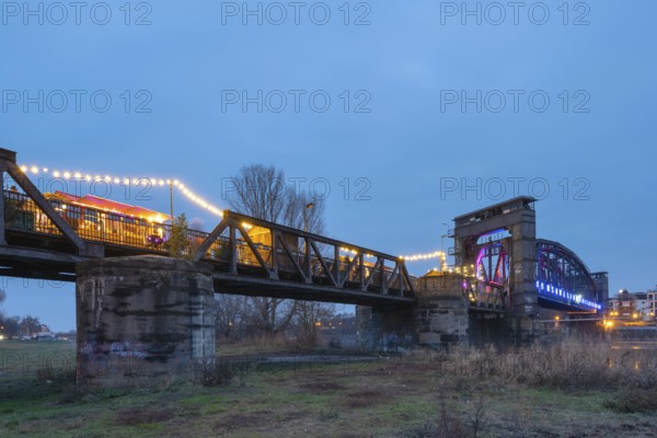Christmas market on Magdeburg lift bridge, Magdeburg, Saxony-Anhalt, Germany, Europe