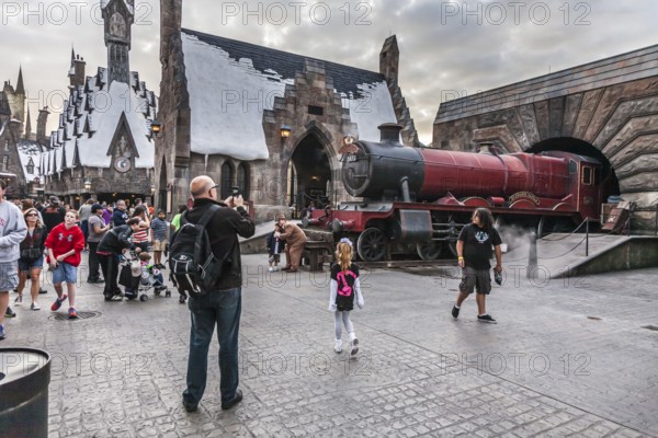 Hogwarts Express train at the Hogsmeade station in The Wizarding World of Harry Potter at Universal