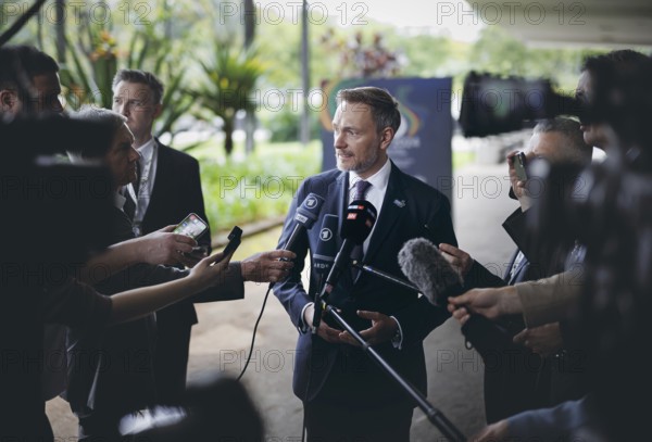 Christian Lindner (FDP), Federal Minister of Finance, photographed during a press statement after a