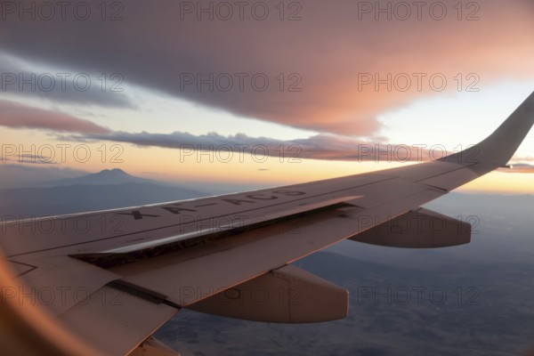 Mexico City, The spoilers on an AeroMexico Connect Embraer ERJ-190 are deployed as the airliner