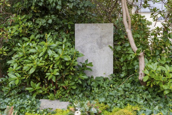 The Loschwitz cemetery is the second burial ground in Dresden's Loschwitz district that is still in