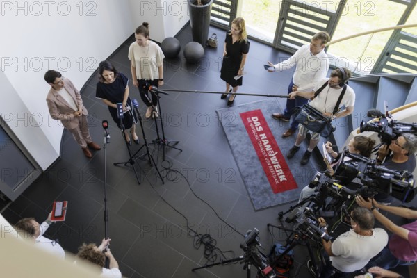 Annalena Bärbock (Alliance 90/The Greens), Federal Foreign Minister, during a press statement as
