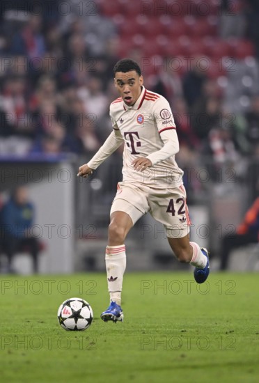Jamal Musiala FC Bayern Munich FCB (42) Action on the ball, Champions League, Allianz Arena,