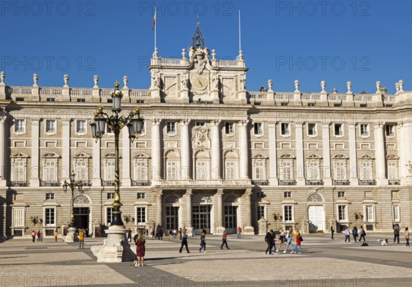 Plaza de la Armeria, Armory Square, Palacio Real royal palace, Madrid, Spain, Europe