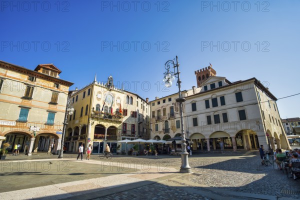 Town Hall, Piazza Liberta, Bassano del Grappa, Veneto, Italy, Europe