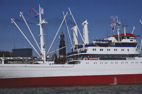 Europe, Germany, Hamburg, harbour, Cap San Diego, museum ship, cargo ship, bridge and tower of the