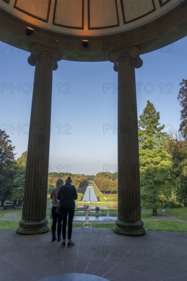 Historic baroque gardens in Kleve, from the 17th century, amphitheatre on the Springenberg, statue