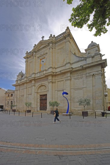 Baroque church Notre-Dames-des-Angers, L'Isle-sur-la-Sorgue, Vaucluse, Provence, France, Europe