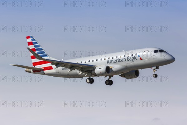 An Embraer 175 aircraft of American Eagle Envoy Air with the registration number N246NN at Miami