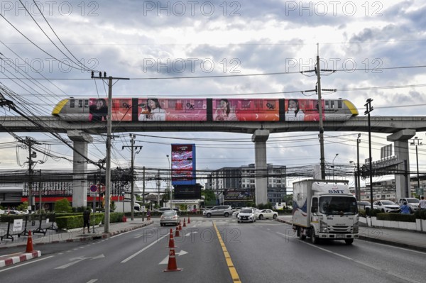 Road transport MRT Skytrain