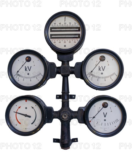 Synchroscope, voltmeter, frequency meter for synchronization, process of matching frequency, phase