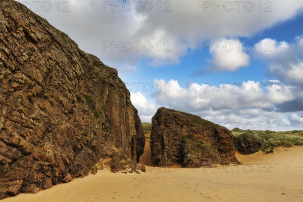Cliffs on the sandy beach, Boyeeghter Strand, Murder Hole Beach, Sheephaven Bay, Rosguill