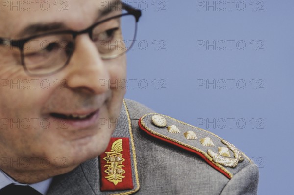 General Carsten Breuer, Inspector General of the Bundeswehr, at a federal press conference on the