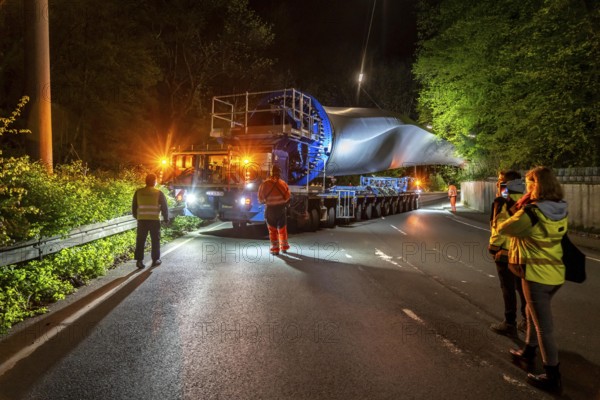 Transport of a 68 metre long, 22 tonne blade of a wind turbine, here in Schwelm, with a