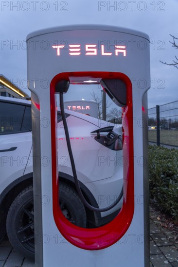 Tesla Supercharger Station, fast charging stations from Tesla, Paderborn, North Rhine-Westphalia,