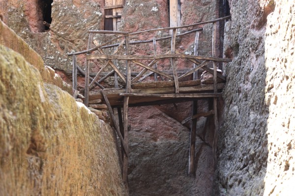 Rock churches of Lalibela, path between the rock churches, wooden bridge, wooden footbridge,