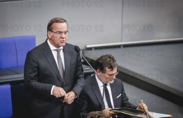 Boris Pistorius, Federal Minister of Defence, during government questioning in the Bundestag in