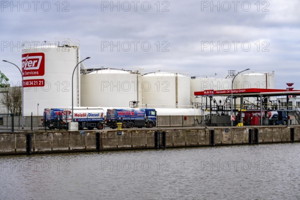 Tank farm of the energy company Hoyer in the harbour of Bremerhaven, tank farm, loading of fuel,
