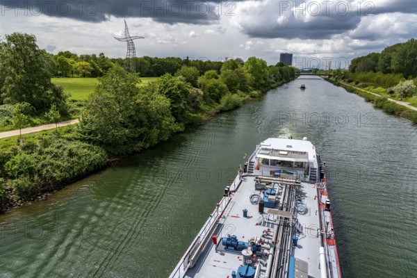 The Rhine-Herne Canal in Oberhausen, Tanker Louisa, Sorcerer's Apprentice artwork, Gasometer, North