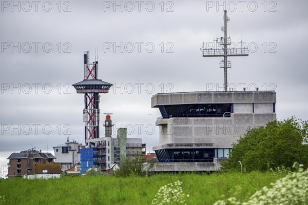 The Oranjedijk, on the Westerschelde near Vlissingen, observation tower Arsenal Tower, VTS-Scheldt