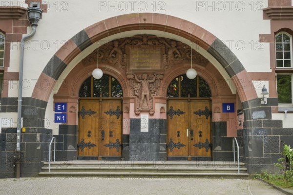 Schadow-Gymnasium, Beuckestraße 27-29, Zehlendorf, Steglitz-Zehlendorf district, Berlin, Germany,