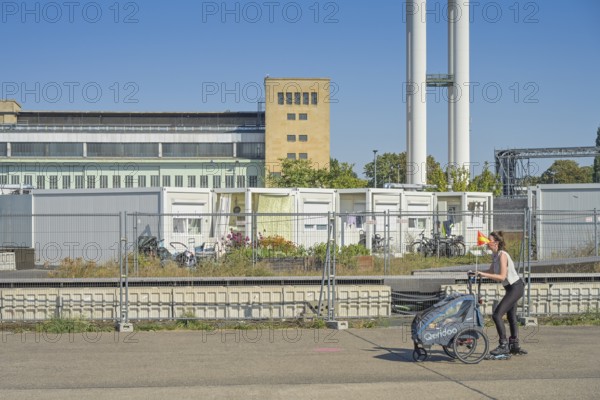 Container village, refugee accommodation, fences, Tempelhof Airport, Tempelhofer Feld, Berlin,