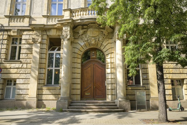 Stiftung Wissenschaft und Politik, Ludwigkirchplatz, Wilmersdorf, Charlottenburg-Wilmersdorf,