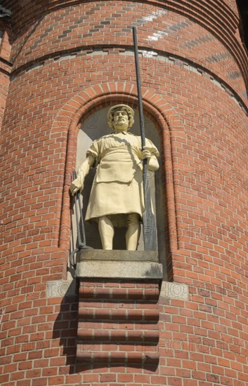 Statue of blacksmith, steelworker, Borsigtor, Tegel, Reinickendorf, Berlin, Germany, Europe
