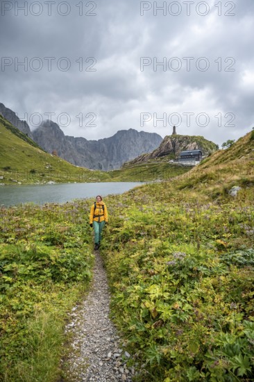 Wolayersee and Wolayerseehütte, hiker on the Carnic High Trail, Carnic Alps, Carnic Alps main