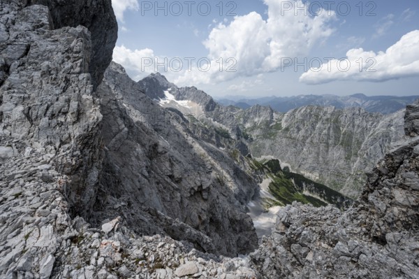 Rocky, steep mountain landscape, view of the Höllental and Zugspitze, crossing of the