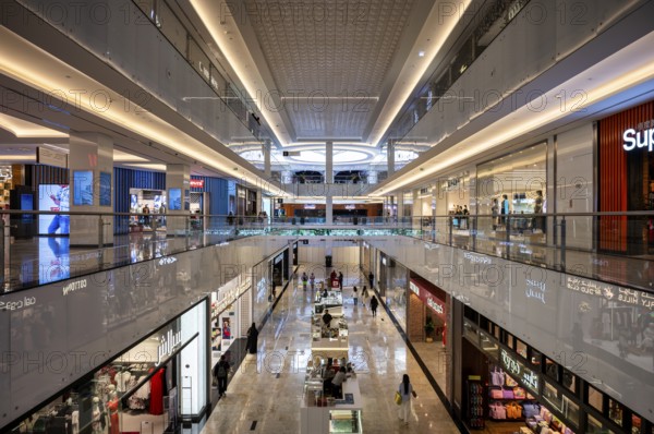 Interior view, multi-storey Nakheel Luxury Shopping Mall, Palm Jumeirah luxury shopping centre,