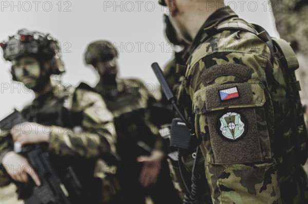 Armed soldiers of the Czech army, photographed as part of a Bundeswehr exercise with armed forces