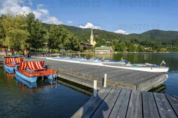Pedal boats and electric boats at jetty, boat hire, behind St. Sixtus parish church, Markt