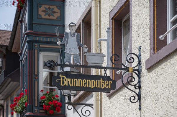 Nasenschild Brunnenputzer, Café and Bistro, Brunnenstr. 24, Villingen-Schwenningen,