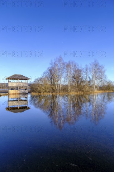 Birdwatching tower, observation tower, high water in Dießen am Lake Ammer, Diessen, Fünfseenland,