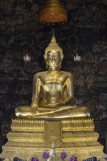 Golden Buddha statue, Bhumispara-mudra, Buddha Gautama at the moment of enlightenment, Wat Suthat