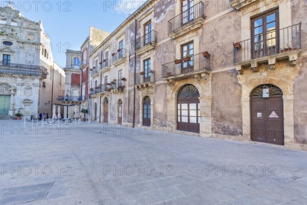Piazza Duomo, Ortygia, Syracuse, Sicily, Italy, Europe