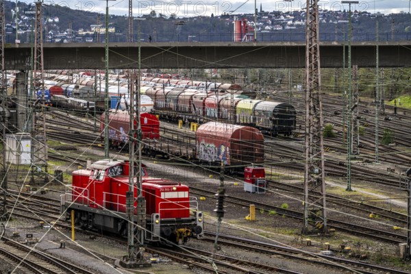 The Hagen-Vorhalle marshalling yard, one of the 9 largest in Germany, is located on the