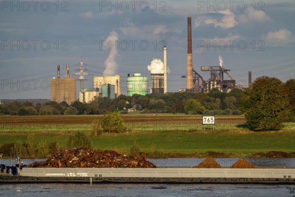 Hüttenwerke Krupp-Mannesmann, HKM in Duisburg-Hüttenheim, 2 blast furnaces, coking plant, cargo