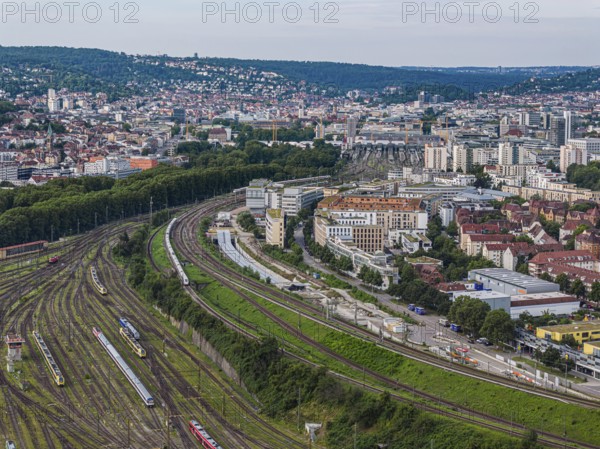 View from Rosenstein stabling yard to Stuttgart main station. Track apron at the main station.