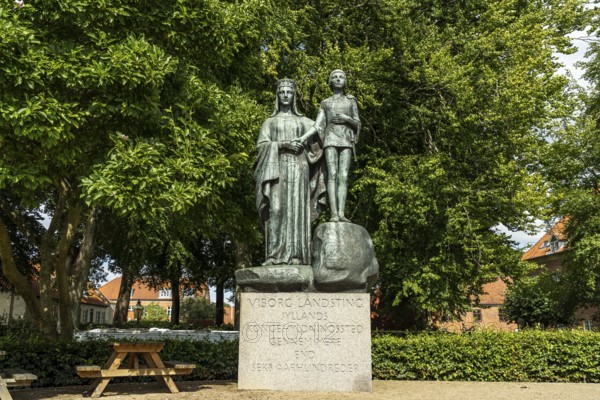 Statue of Queen Margrethe I and Erik of Pomerania, Viborg, Denmark, Europe