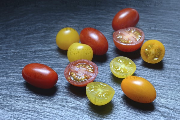 Various cherry tomatoes, cherry tomato