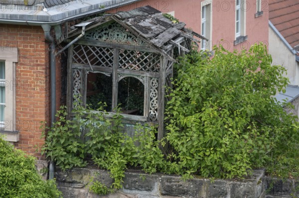 Old, dilapidated garden shed at the former Weimann's büttnnerei, Schießgraben, Kulmbach, Upper