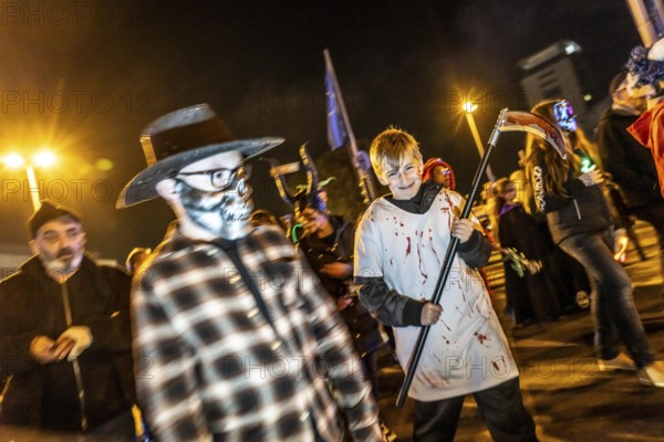 The Zombiewalk in Essen, on Halloween several hundred people, some dressed as scary zombies,